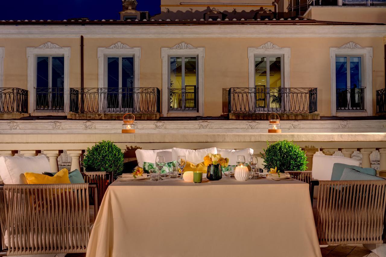 Singer Palace Hotell